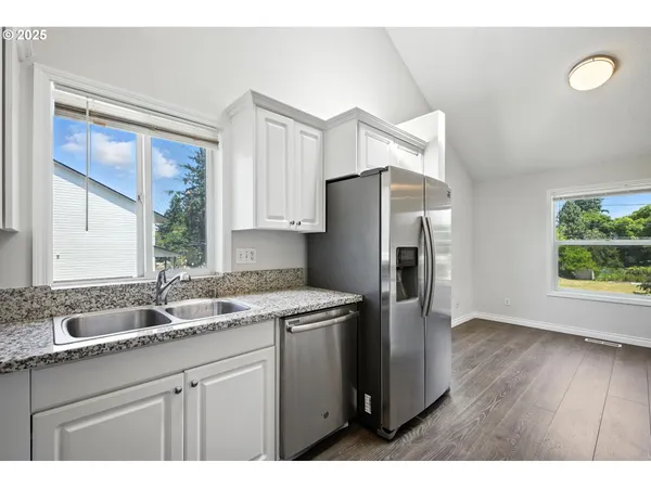 $595,000 | 5609 Southeast 117th Avenue, Portland, OR 97266