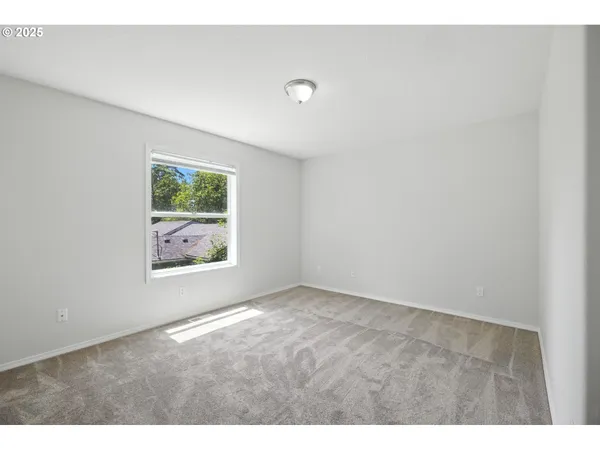 $595,000 | 5609 Southeast 117th Avenue, Portland, OR 97266