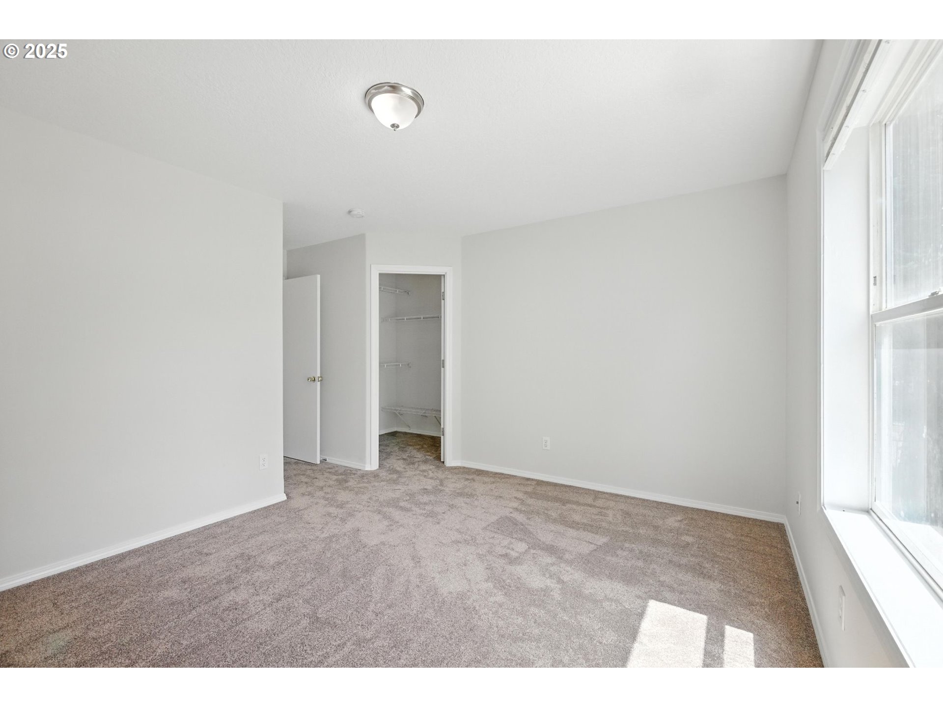 5609 Southeast 117th Avenue Portland, OR 97266 - Photo 17 of 29