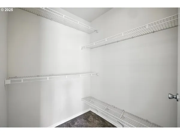 $595,000 | 5609 Southeast 117th Avenue, Portland, OR 97266