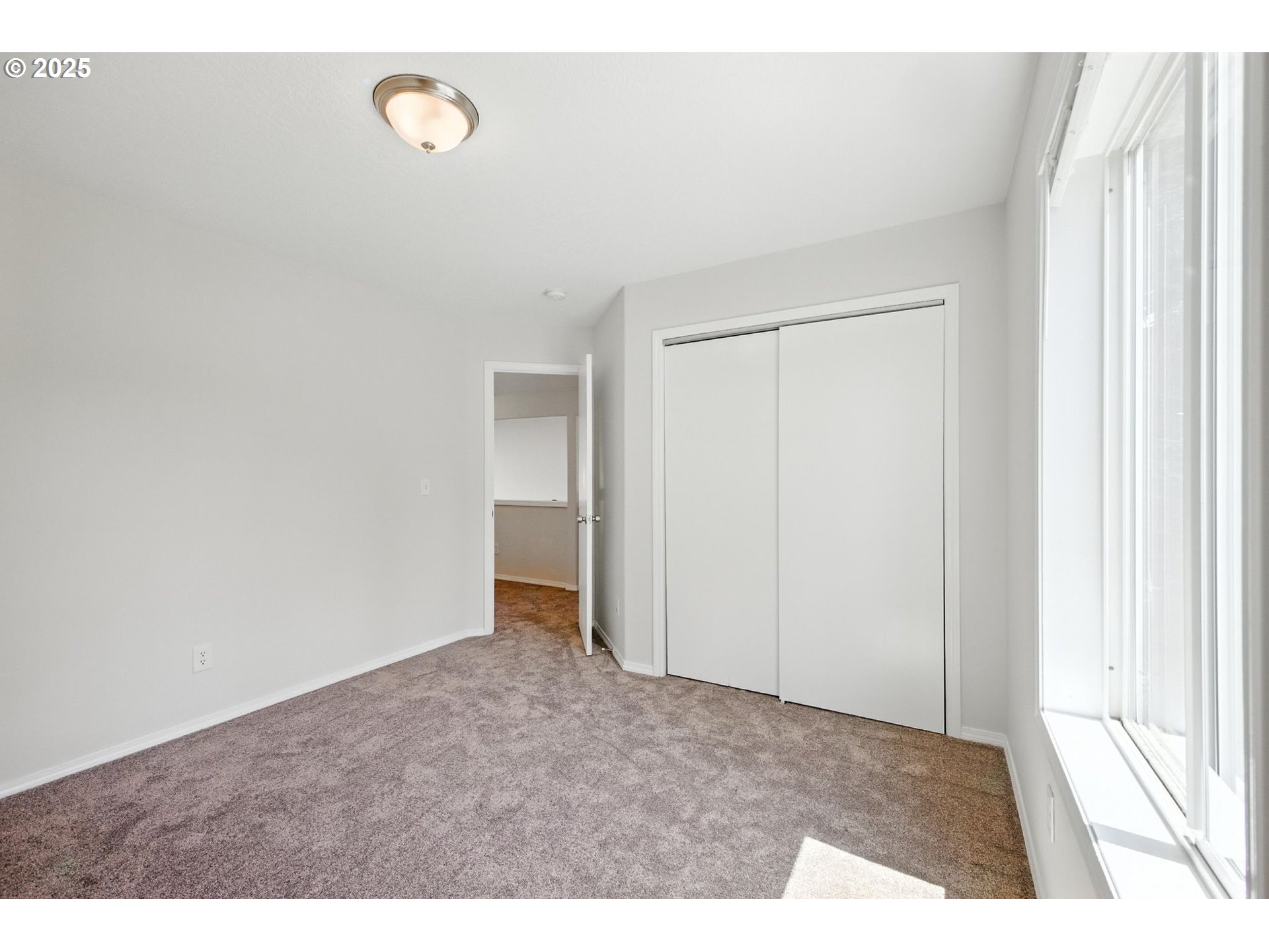 5609 Southeast 117th Avenue Portland, OR 97266 - Photo 25 of 29