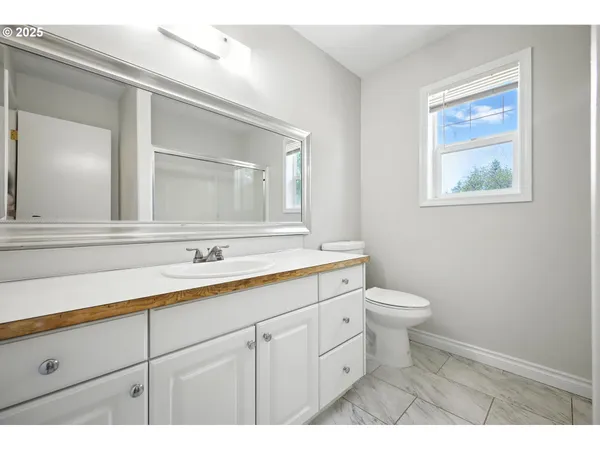 $595,000 | 5609 Southeast 117th Avenue, Portland, OR 97266