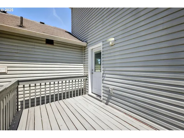 $595,000 | 5609 Southeast 117th Avenue, Portland, OR 97266