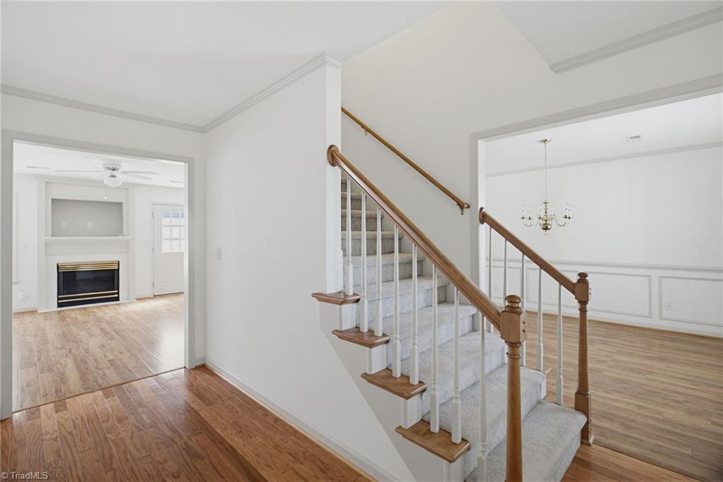 1735 Springfield Farm Court Clemmons, NC 27012 - Photo 3 of 30 Clean slate ready for your personal touches!