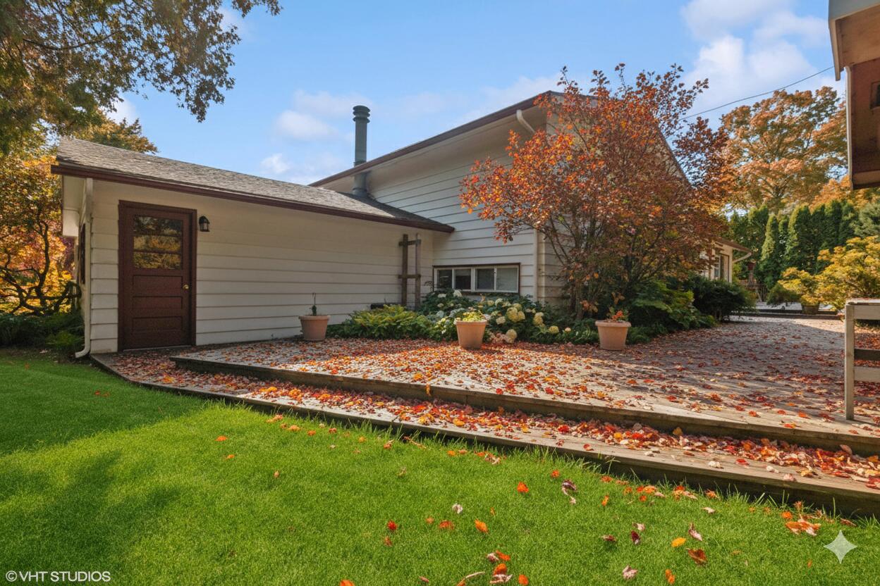 606 South 18th Street Chesterton, IN 46304 - Photo 16 of 24 a view of a house with a patio