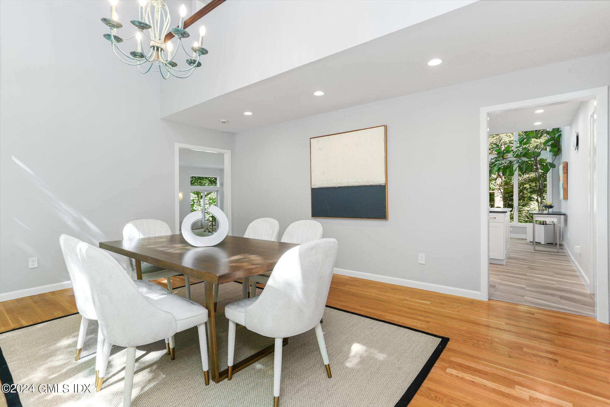 32 Deep Gorge Road Greenwich, CT 06831 - Photo 11 of 42 Dining Room