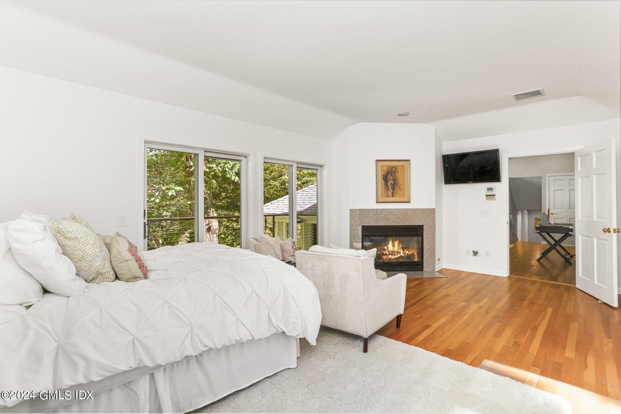 32 Deep Gorge Road Greenwich, CT 06831 - Photo 16 of 42 Primary 1