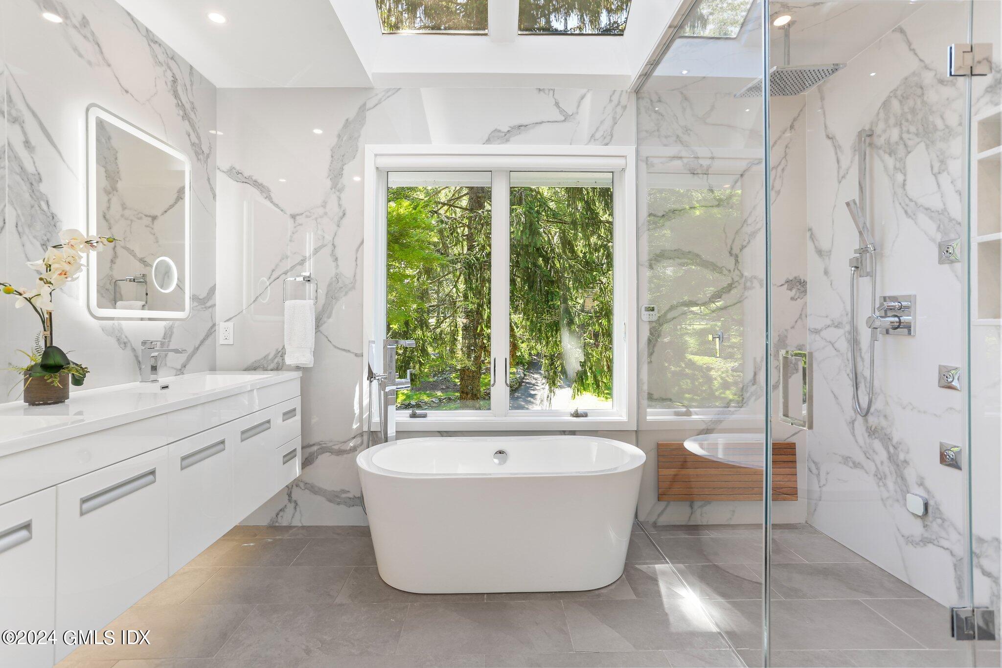 32 Deep Gorge Road Greenwich, CT 06831 - Photo 18 of 42 Primary Bath