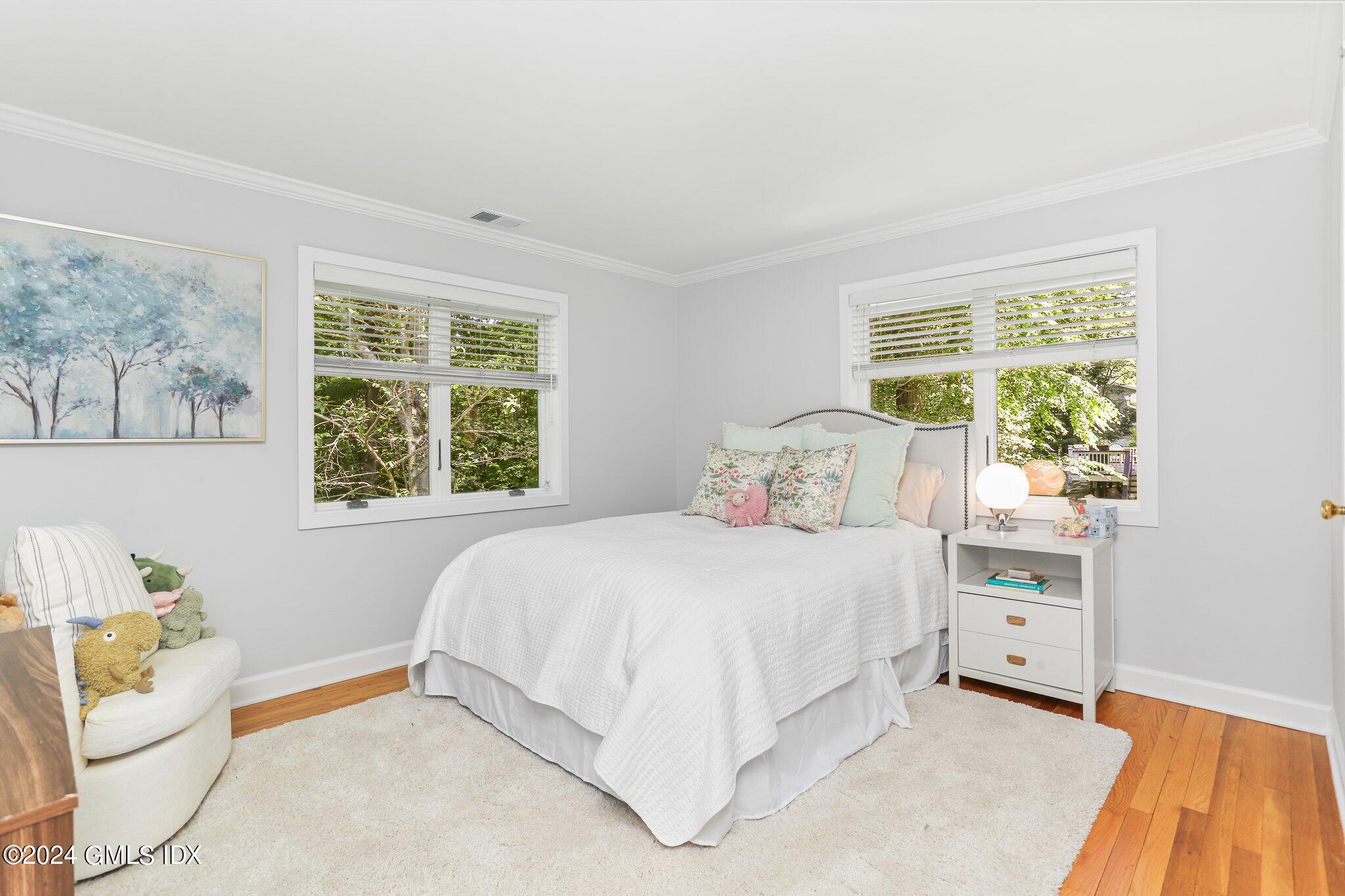 32 Deep Gorge Road Greenwich, CT 06831 - Photo 22 of 42 Guest bed 1