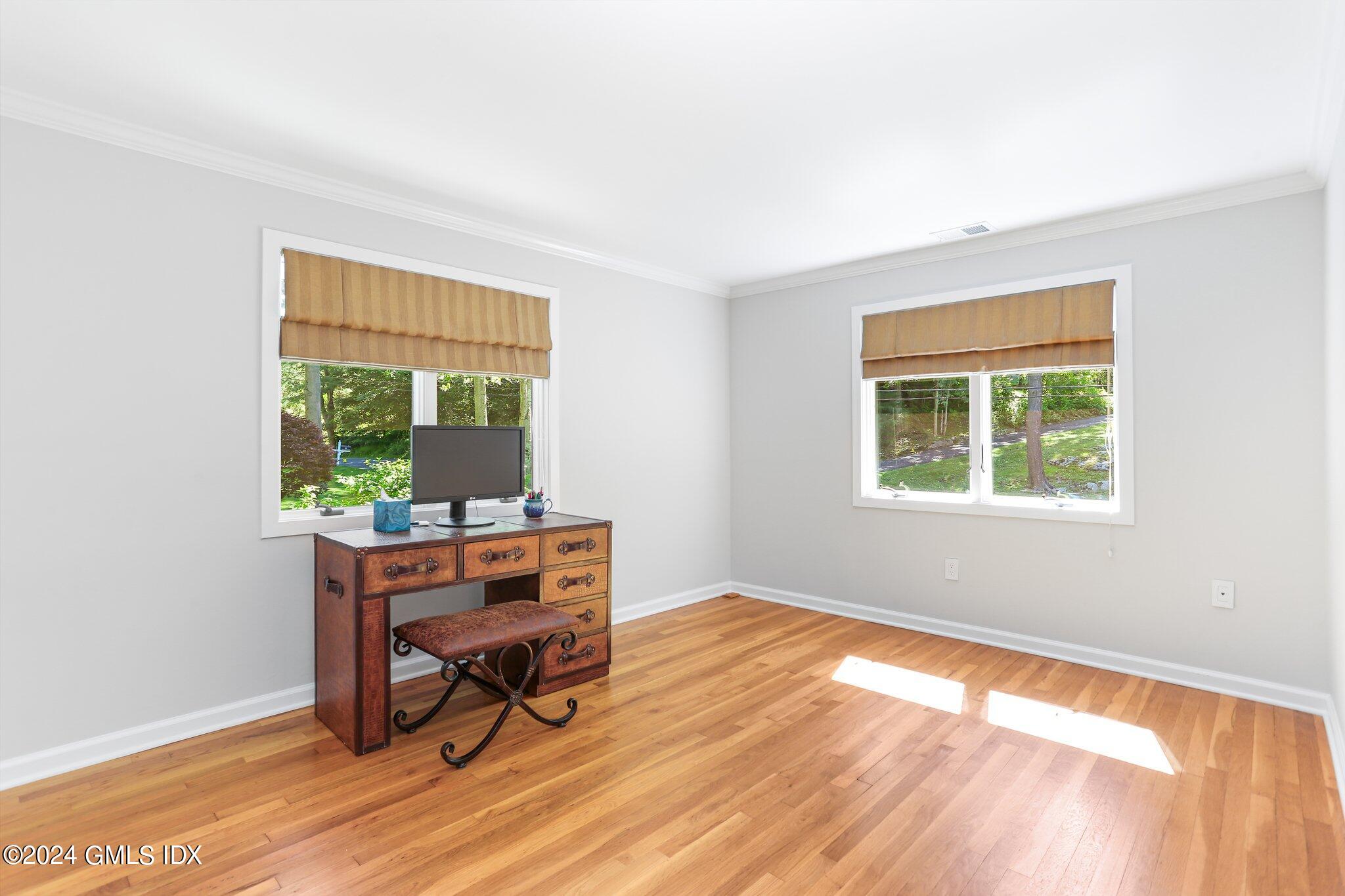 32 Deep Gorge Road Greenwich, CT 06831 - Photo 23 of 42 Guest bed 2