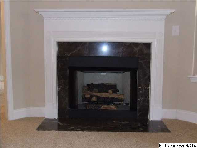 361 Vincent Street Alabaster, AL 35007 - Photo 8 of 26
