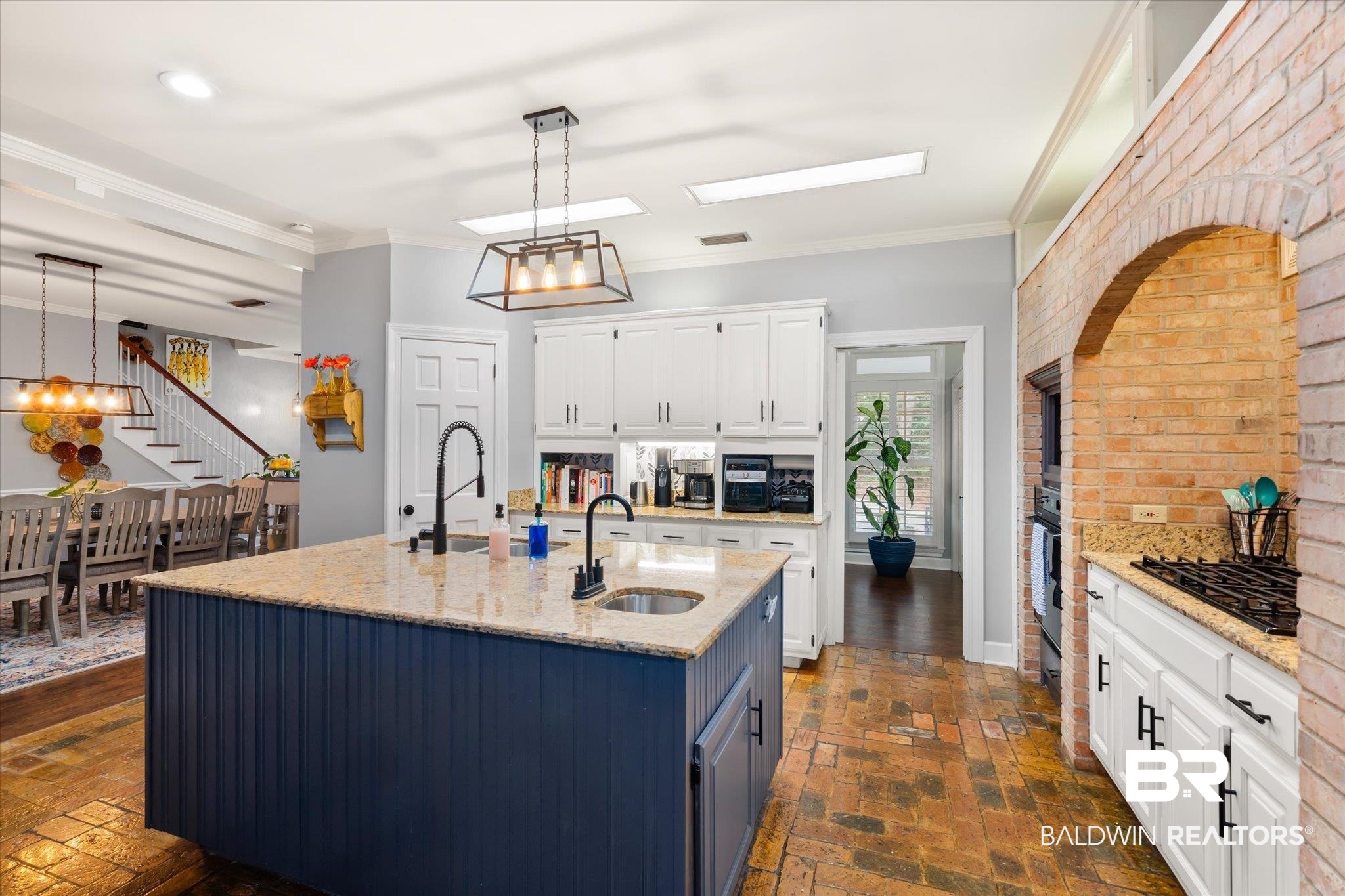 2828 Grant Street, Unit C Mobile, AL 36606 - Photo 4 of 37