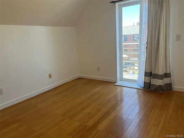 $3,200 | 43-12 157th Street, Unit 2 | Flushing
