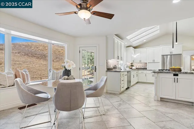 $2,595,000 | 2385 Holly Oak Drive, Danville, CA 94506