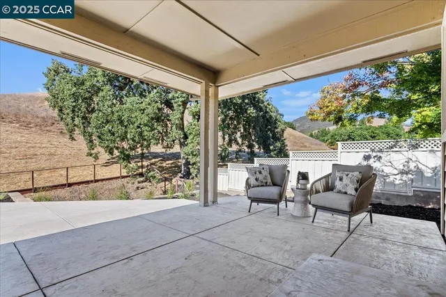 $2,595,000 | 2385 Holly Oak Drive, Danville, CA 94506
