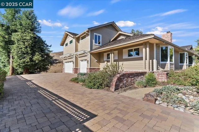 $2,595,000 | 2385 Holly Oak Drive, Danville, CA 94506