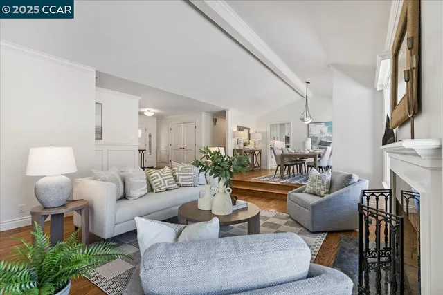 $2,595,000 | 2385 Holly Oak Drive, Danville, CA 94506