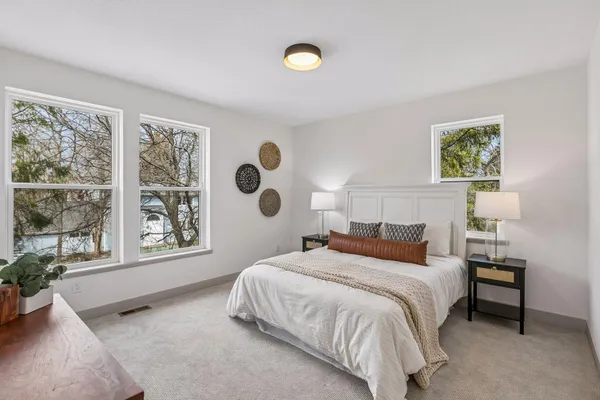 $595,000 | 2414 Como Avenue Southeast, Minneapolis, MN 55414