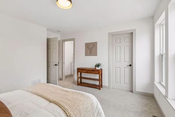 $595,000 | 2414 Como Avenue Southeast, Minneapolis, MN 55414