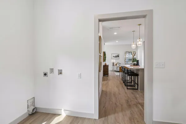 $595,000 | 2414 Como Avenue Southeast, Minneapolis, MN 55414