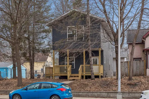 $595,000 | 2414 Como Avenue Southeast, Minneapolis, MN 55414