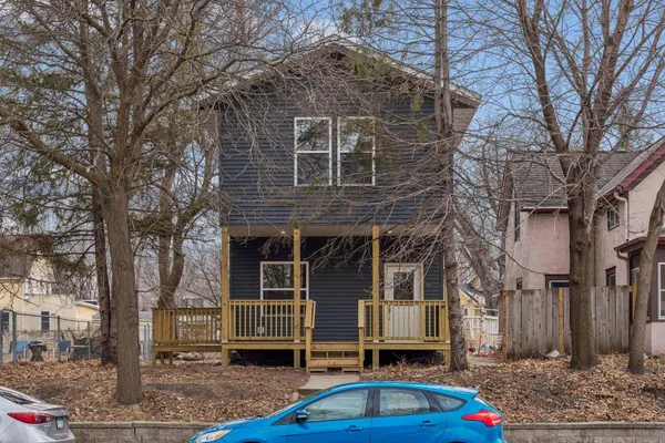 $595,000 | 2414 Como Avenue Southeast, Minneapolis, MN 55414