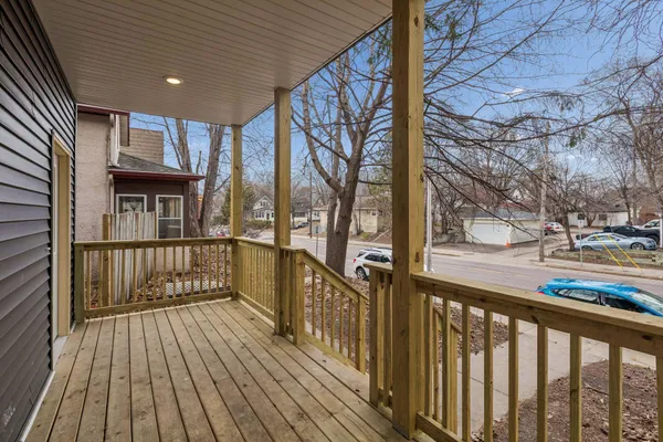 $595,000 | 2414 Como Avenue Southeast, Minneapolis, MN 55414