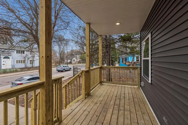 $595,000 | 2414 Como Avenue Southeast, Minneapolis, MN 55414
