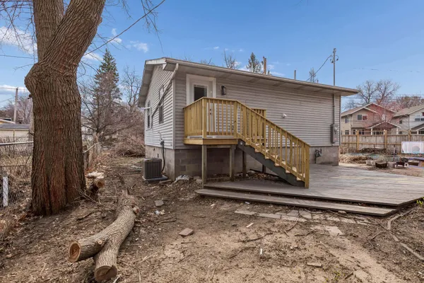 $595,000 | 2414 Como Avenue Southeast, Minneapolis, MN 55414