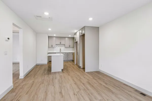 $595,000 | 2414 Como Avenue Southeast, Minneapolis, MN 55414