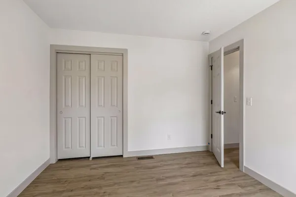 $595,000 | 2414 Como Avenue Southeast, Minneapolis, MN 55414