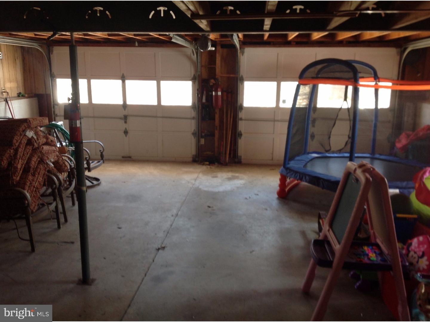 513 Sutherland Road Ewing, NJ 08618 - Photo 16 of 20 Gallery Image 16