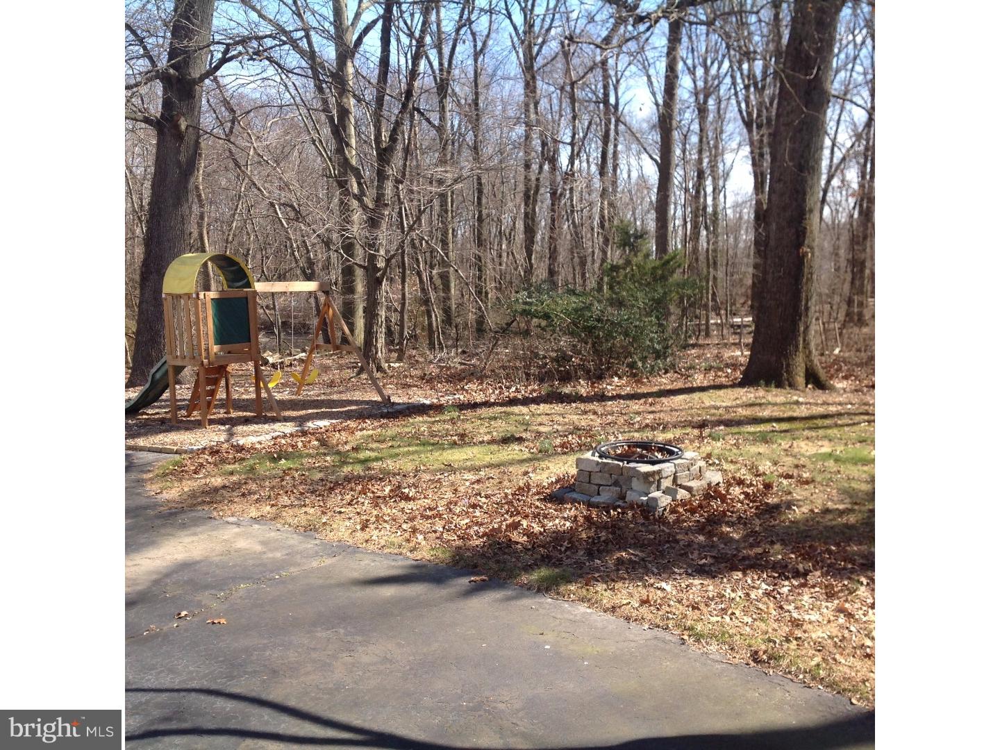 513 Sutherland Road Ewing, NJ 08618 - Photo 17 of 20 Gallery Image 17