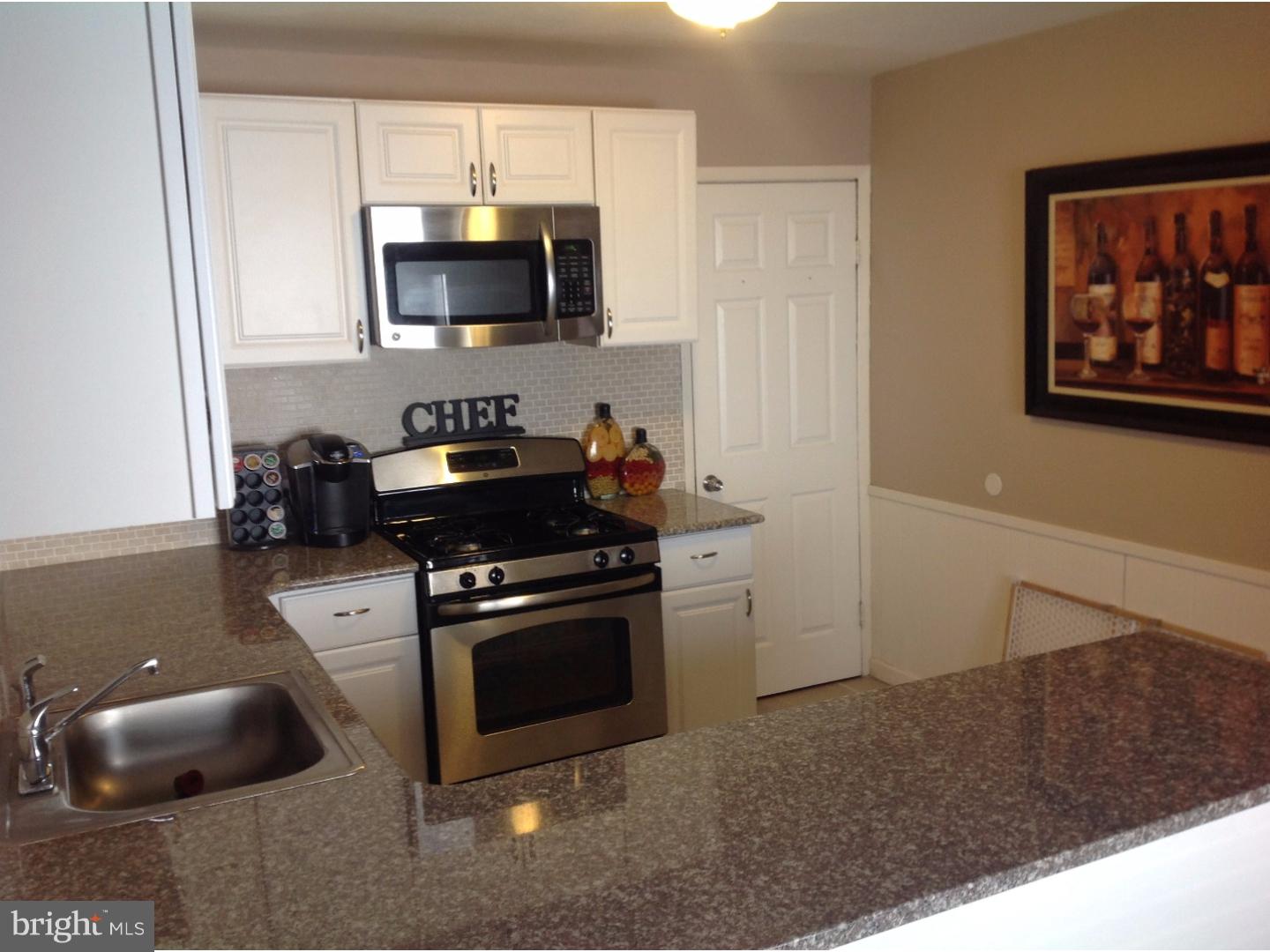 513 Sutherland Road Ewing, NJ 08618 - Photo 4 of 20 Gallery Image 4