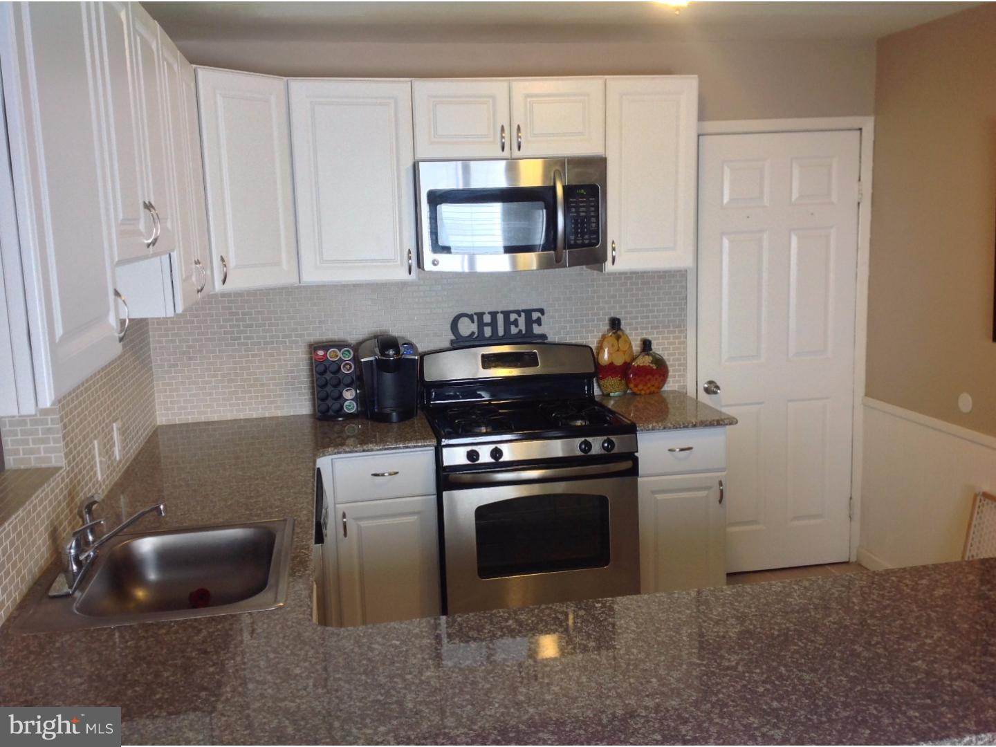 513 Sutherland Road Ewing, NJ 08618 - Photo 5 of 20 Gallery Image 5
