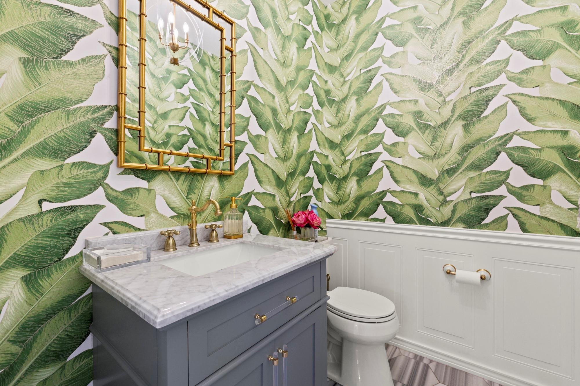 112 Northwest Gardner Street Boca Raton, FL 33432 - Photo 12 of 32 Downstairs Half-bath