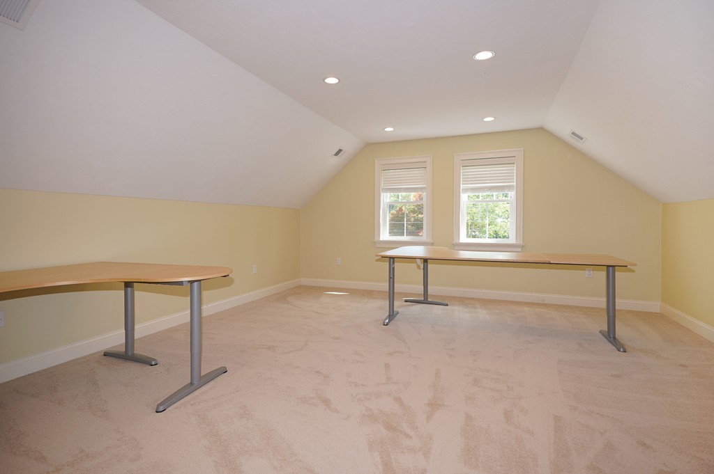 88 Marked Tree Road Holliston, MA 01746 - Photo 13 of 23 Gallery Image 13