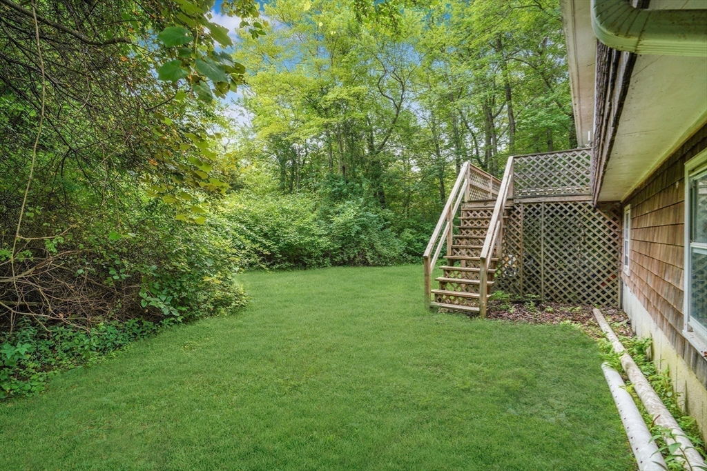 90 Merlin Drive Swansea, MA 02777 - Photo 11 of 13