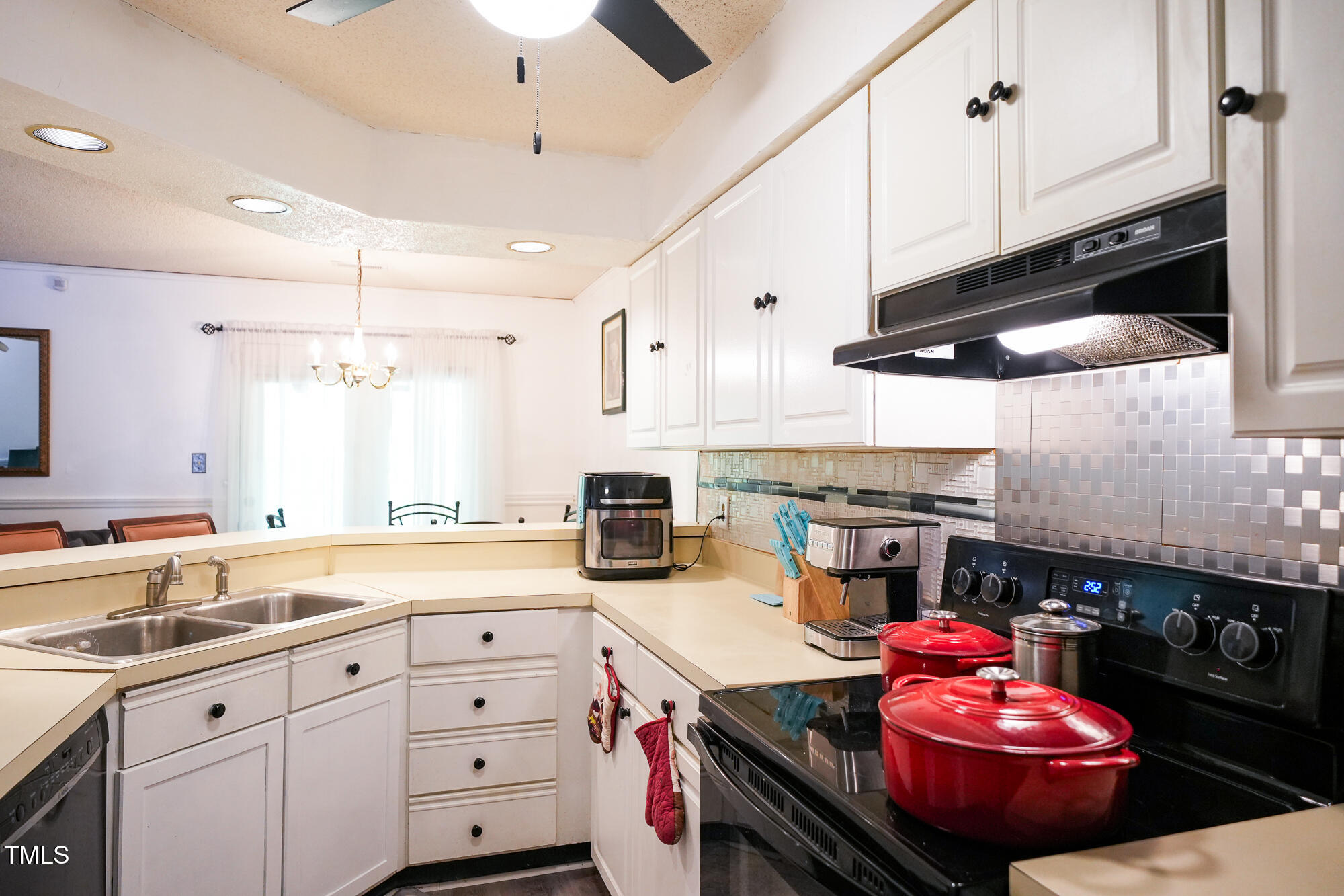 3336 Tarleton West Durham, NC 27713 - Photo 4 of 15 Kitchen