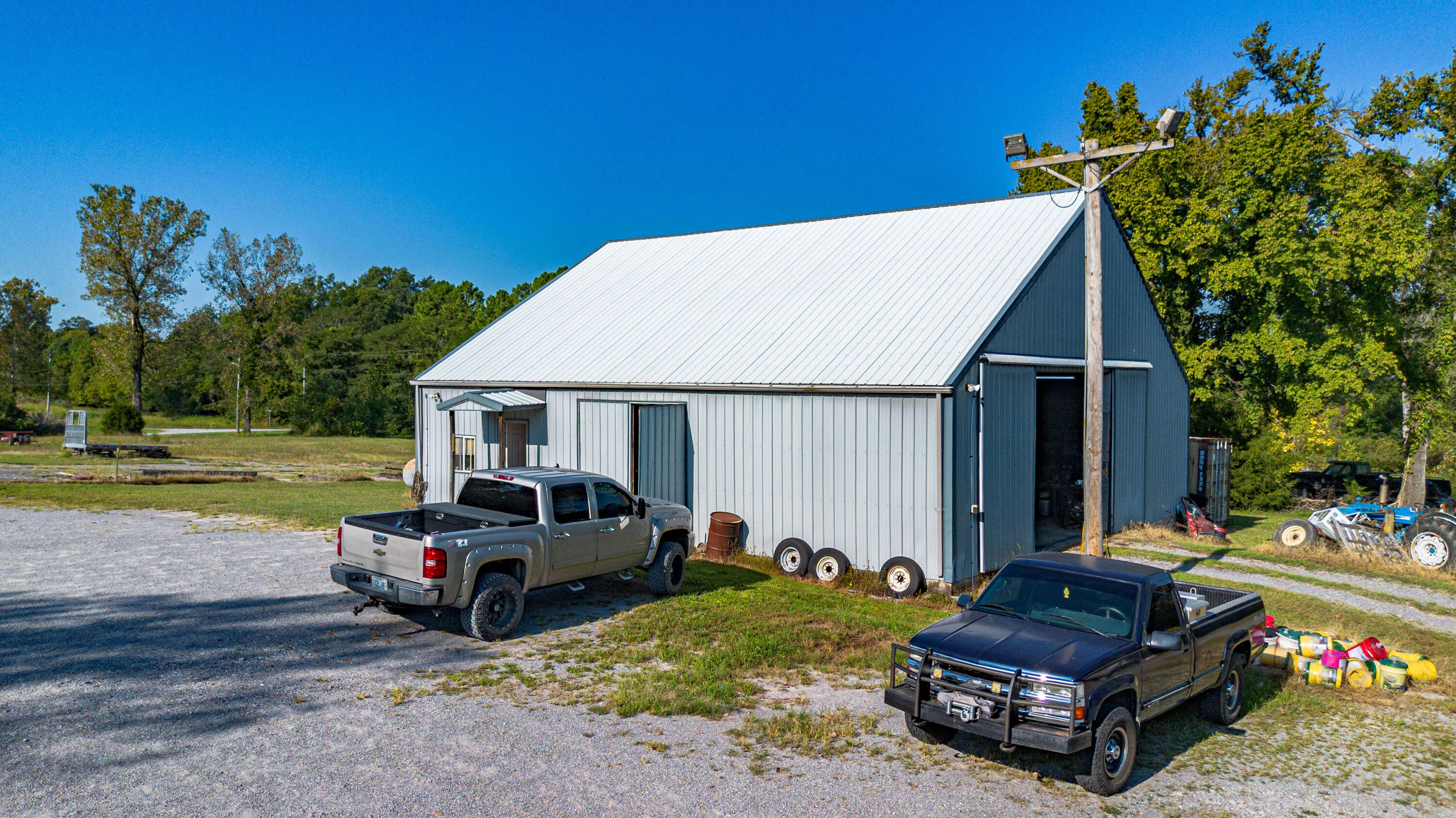 300 Spar Mill Road Marion, KY 42064 - Photo 2 of 31 300SparMillRd-68