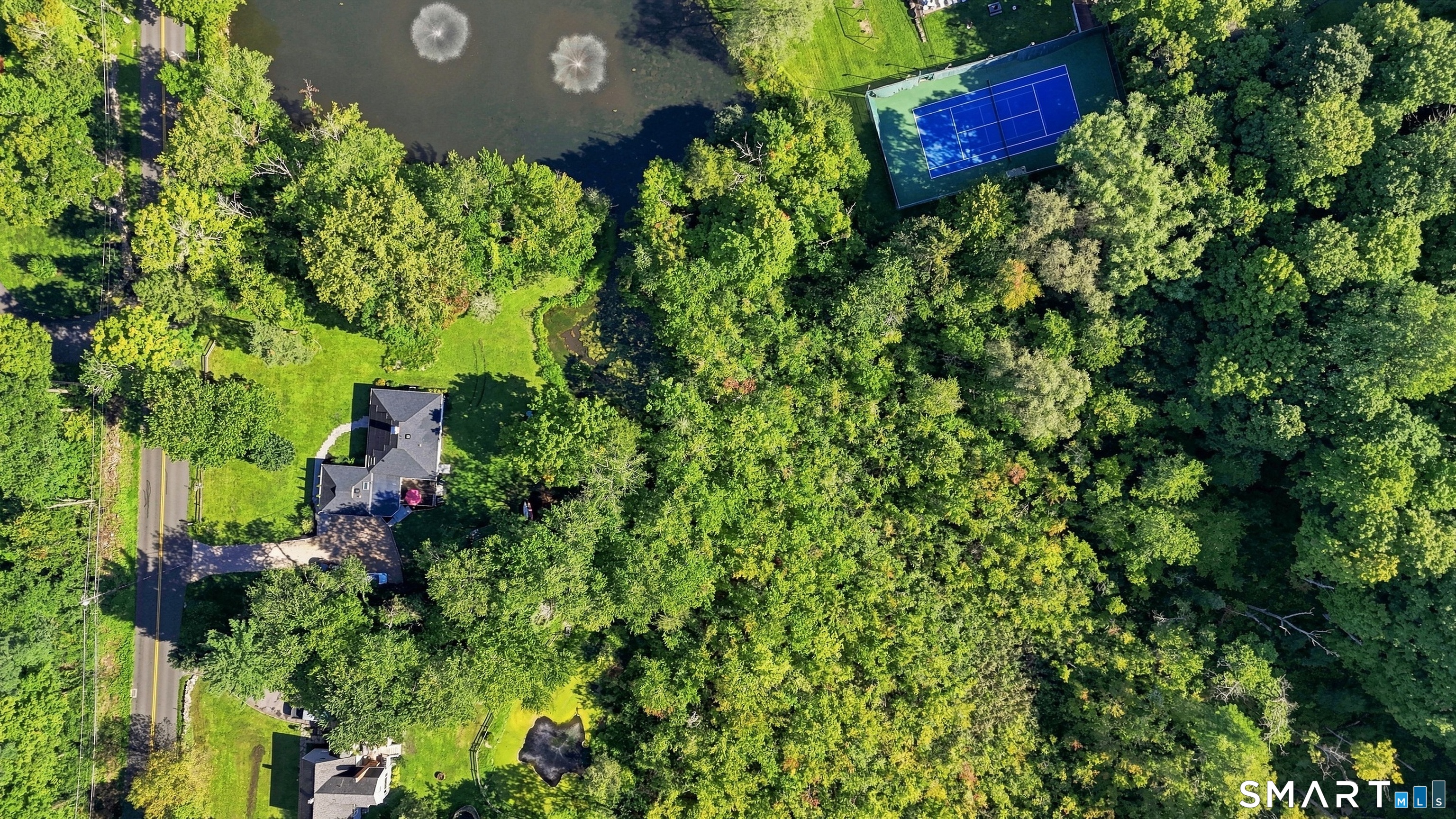 326 North Street Ridgefield, CT 06877 - Photo 5 of 9 Gallery Image 5