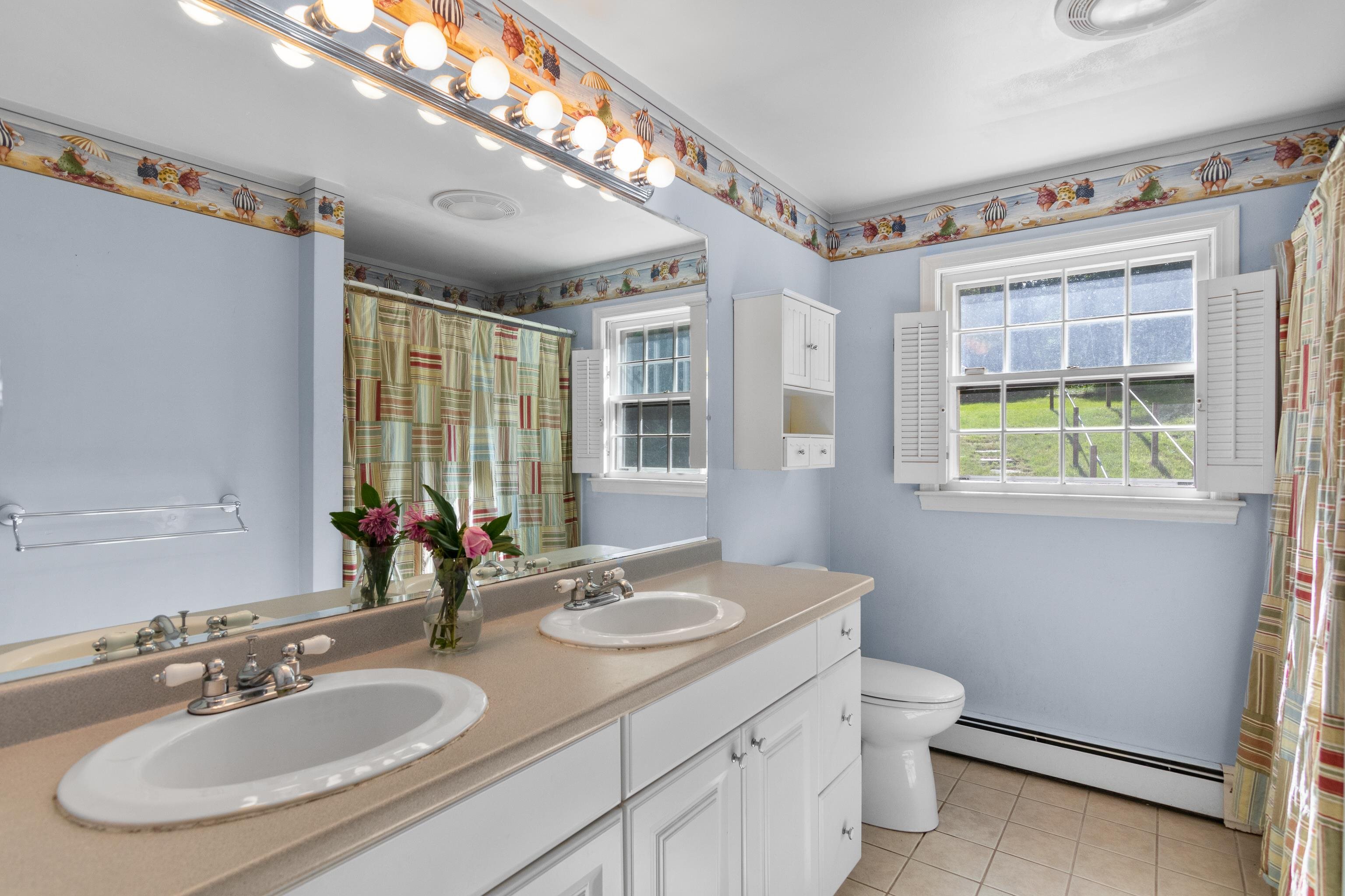82 Wire Road Merrimack, NH 03054 - Photo 12 of 33