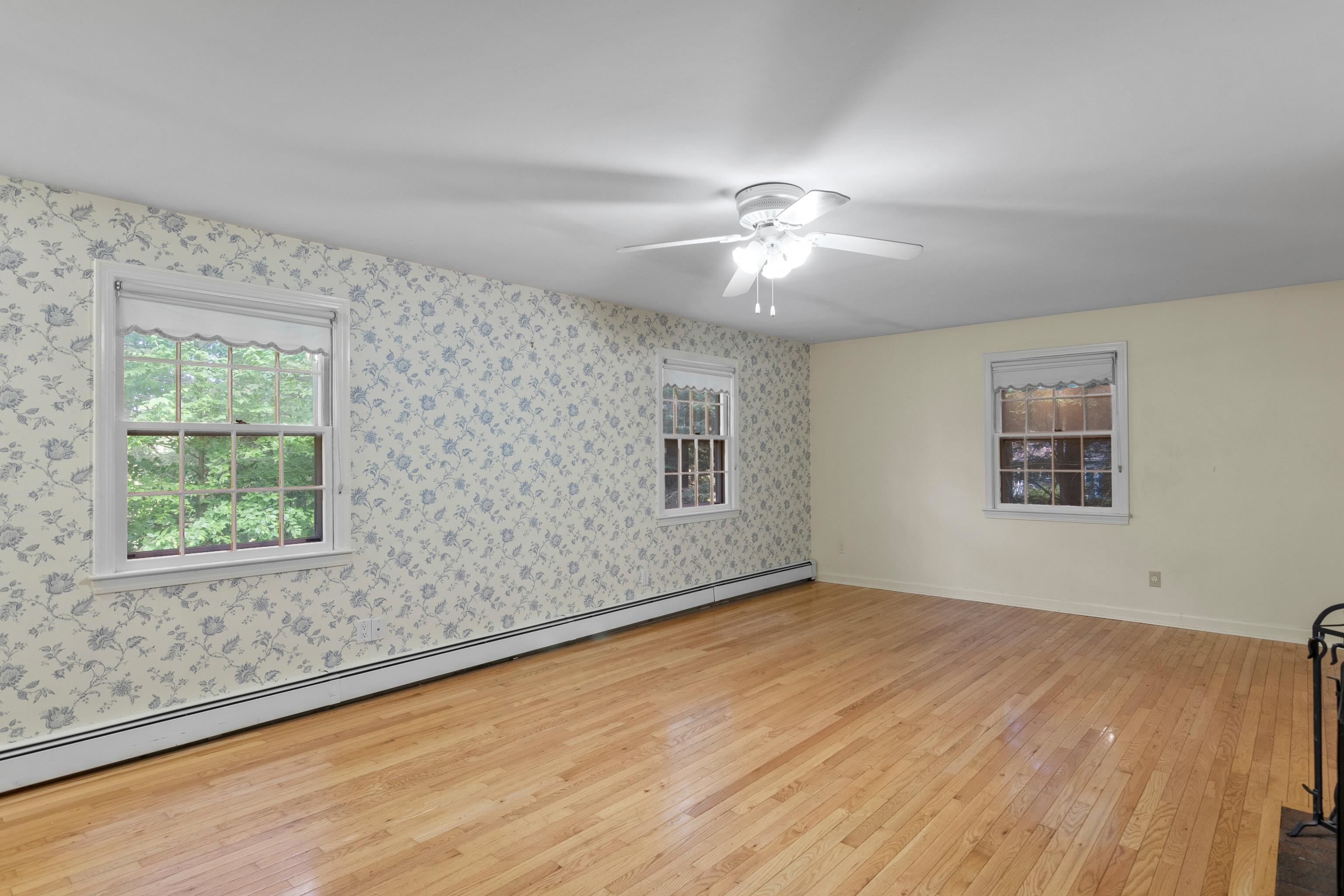82 Wire Road Merrimack, NH 03054 - Photo 13 of 33