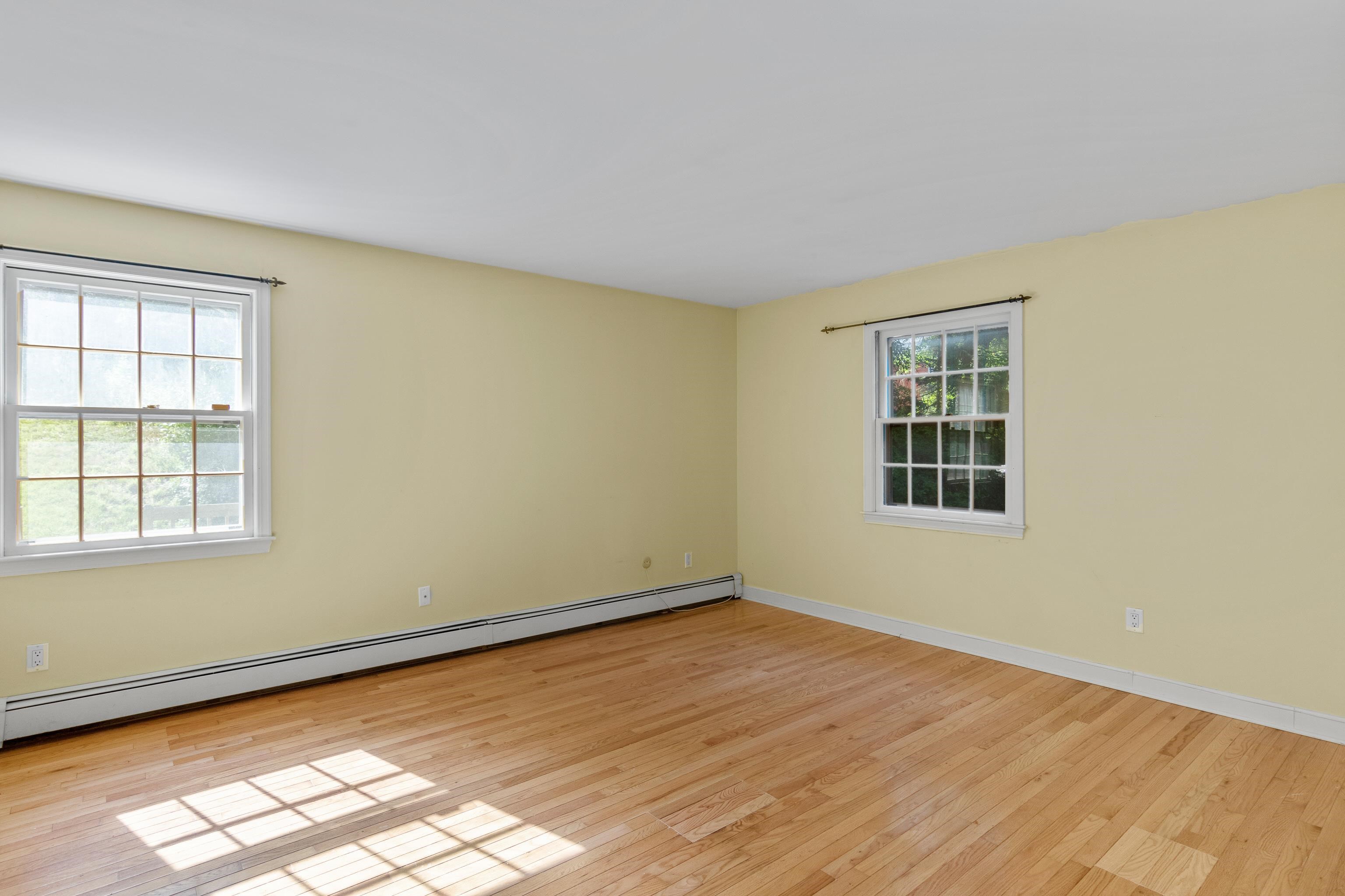 82 Wire Road Merrimack, NH 03054 - Photo 17 of 33