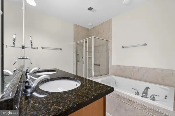 $545,000 | 327 King Farm Boulevard, Unit 203, Rockville, MD 20850