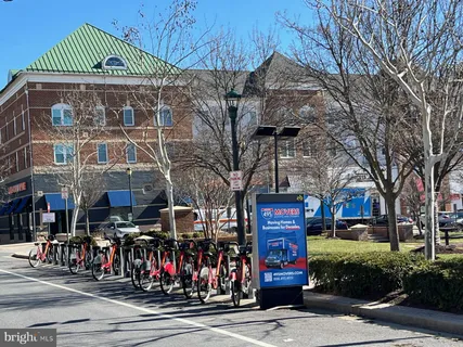 $545,000 | 327 King Farm Boulevard, Unit 203, Rockville, MD 20850