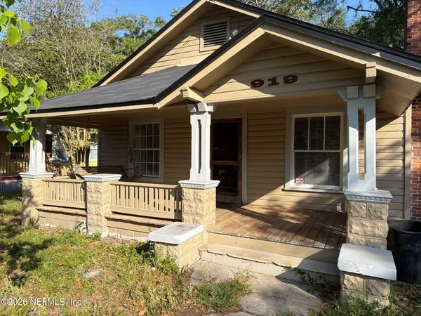 $1,095 | 919 Maynard Street, Jacksonville, FL 32208