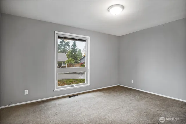 $3,500 | 14606 Southeast 173rd Street, Renton, WA 98058