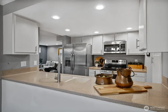 $3,500 | 14606 Southeast 173rd Street, Renton, WA 98058