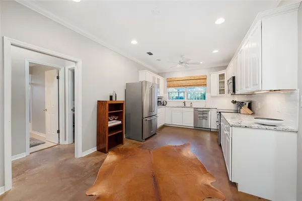 $3,500 | 8120 Northwest 48th Lane, Ocala, FL 34482